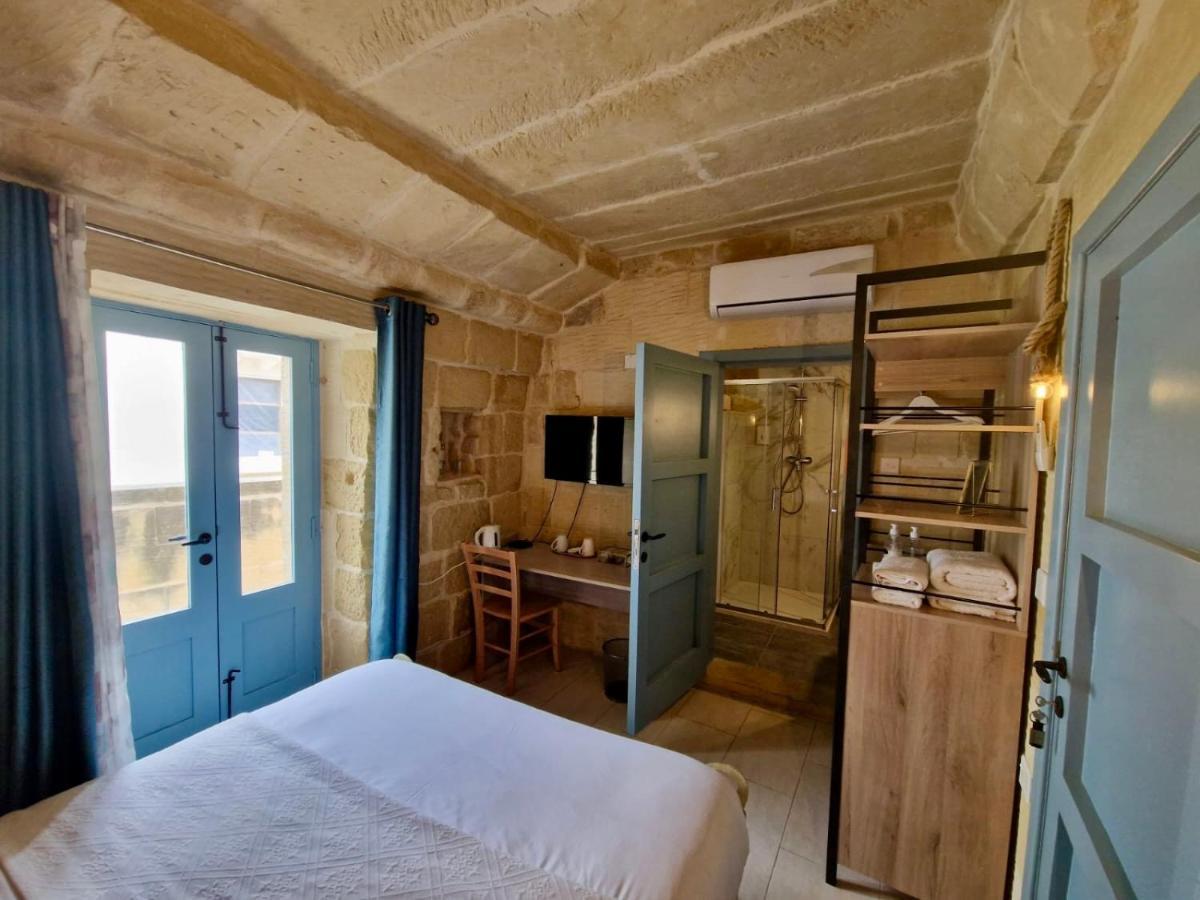 Ta Pinu Guesthouse Gharb  Exterior photo