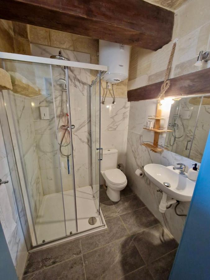 Ta Pinu Guesthouse Gharb  Exterior photo