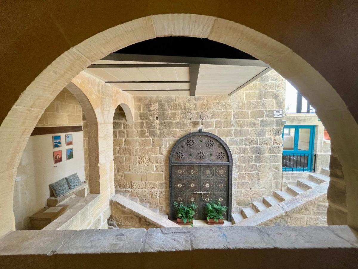 Ta Pinu Guesthouse Gharb  Exterior photo