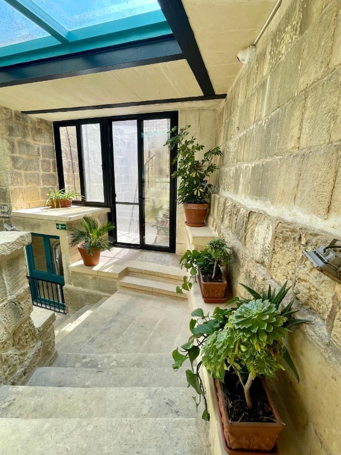 Ta Pinu Guesthouse Gharb  Exterior photo