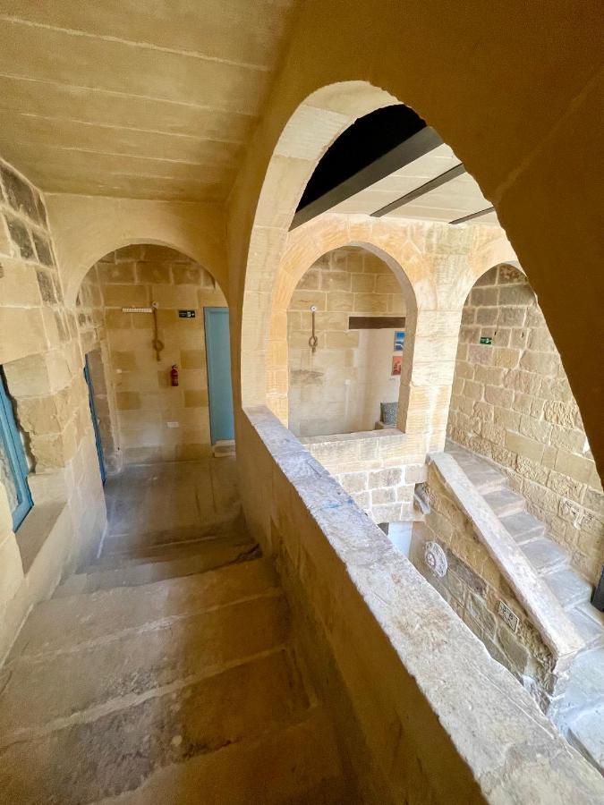 Ta Pinu Guesthouse Gharb  Exterior photo