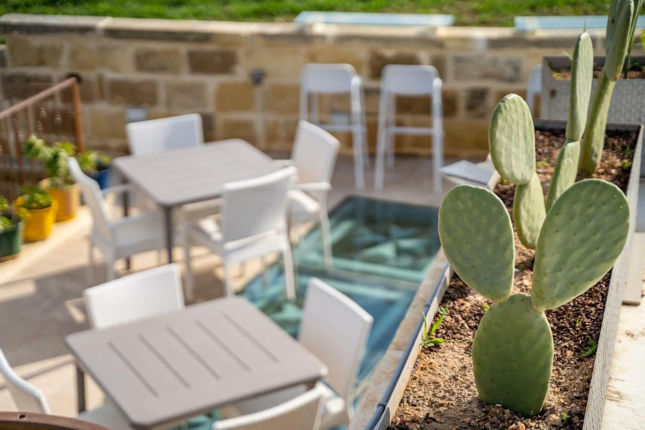 Ta Pinu Guesthouse Gharb  Exterior photo