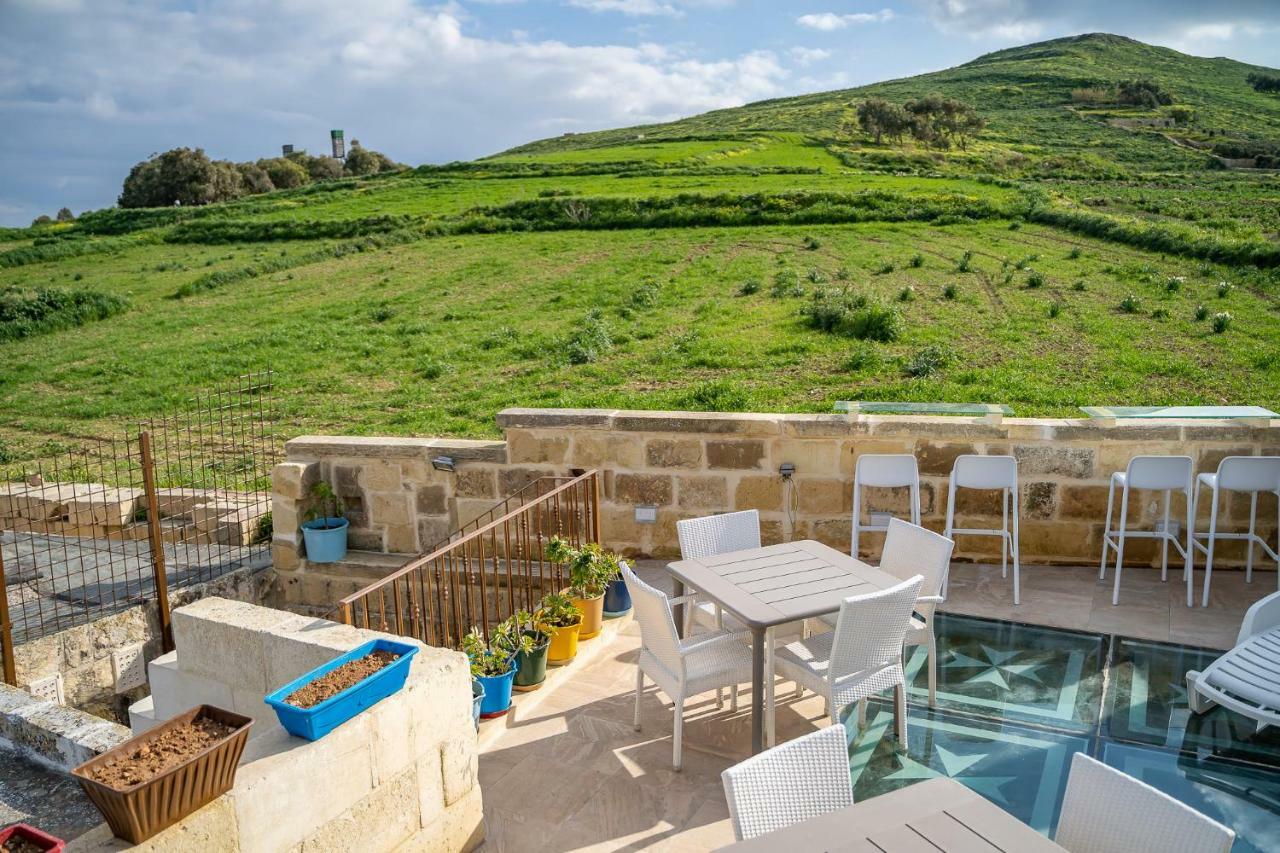 Ta Pinu Guesthouse Gharb  Exterior photo