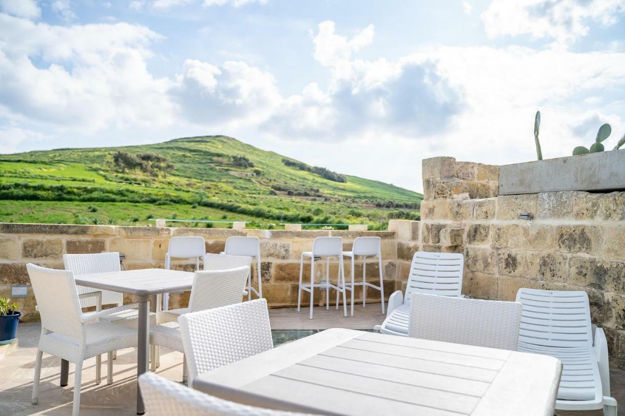 Ta Pinu Guesthouse Gharb  Exterior photo