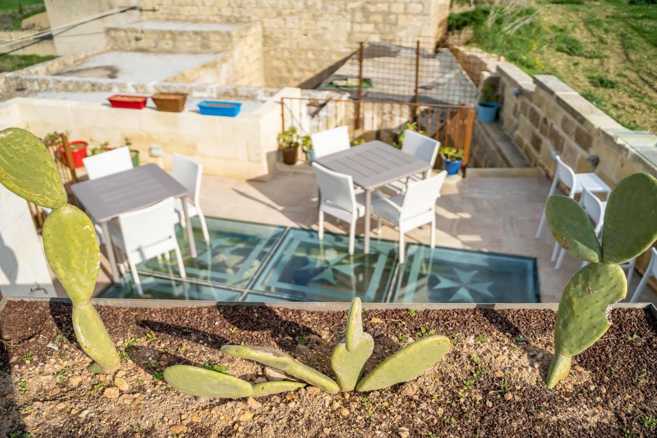 Ta Pinu Guesthouse Gharb  Exterior photo