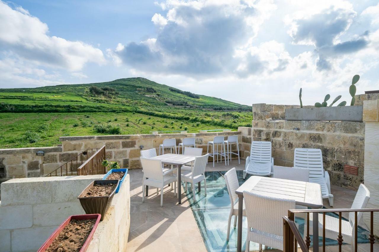 Ta Pinu Guesthouse Gharb  Exterior photo