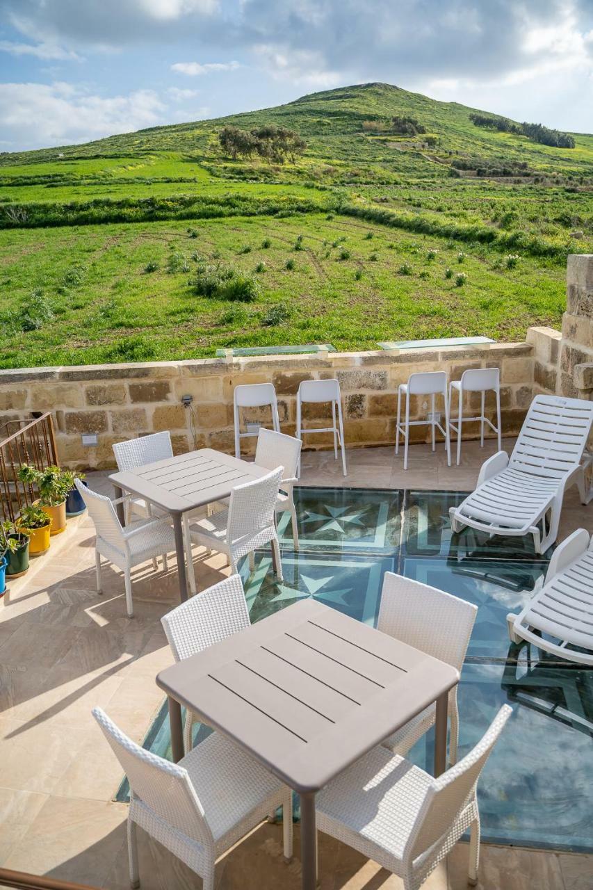 Ta Pinu Guesthouse Gharb  Exterior photo