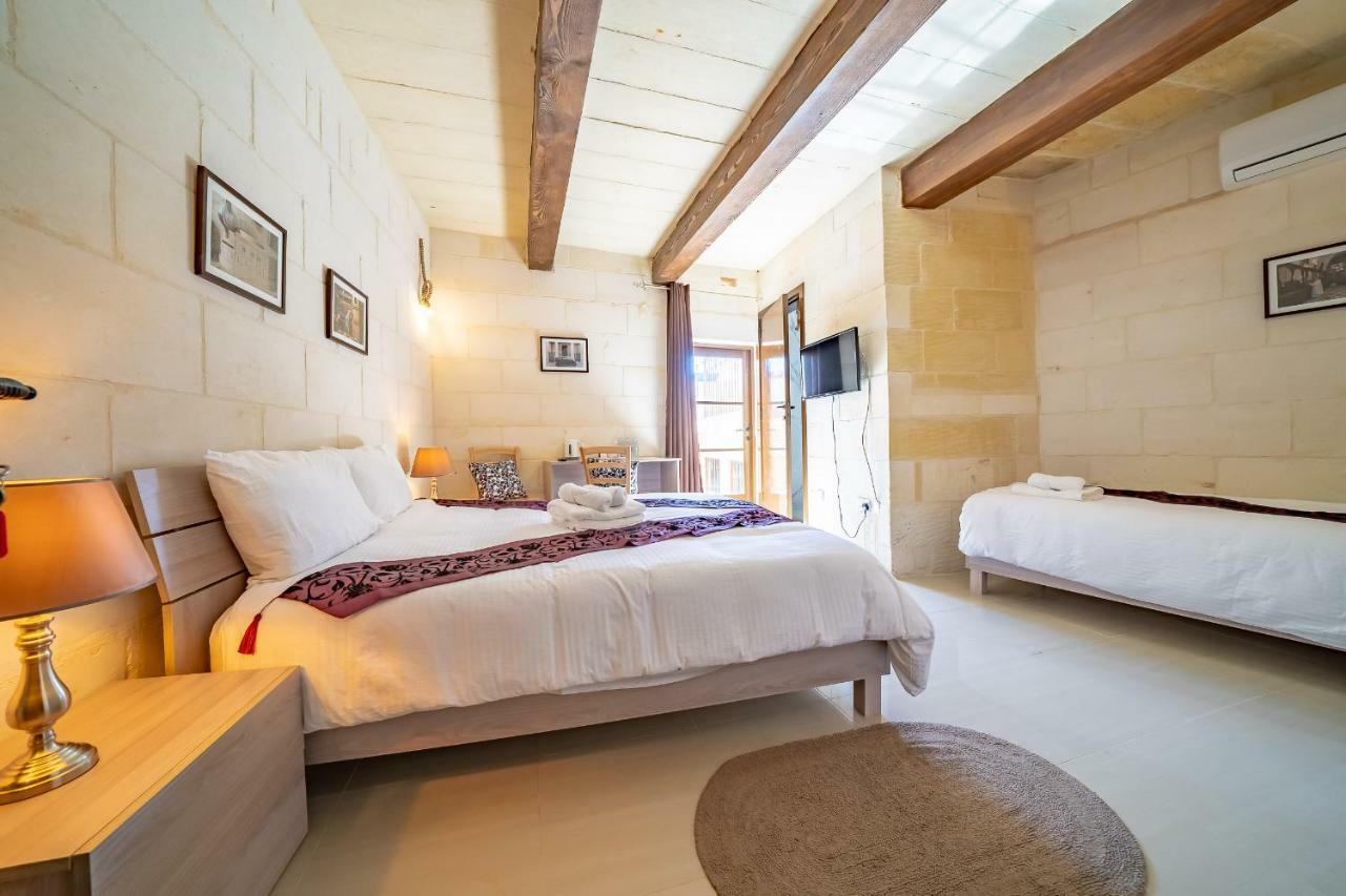 Ta Pinu Guesthouse Gharb  Exterior photo